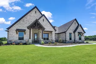 124 Desperado Wy, Weatherford, TX 76088 - Photo 1