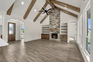 305 Wrangler Ct, Weatherford, TX 76088 - Photo 18