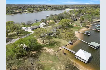 2109 Beavers Point, Bonham, TX 75418 - Photo 2