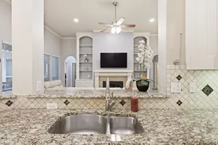 2421 London Dr, Plano, TX 75025 - Photo 6