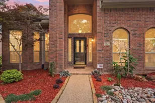 2421 London Dr, Plano, TX 75025 - Photo 2