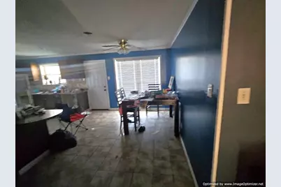 12106 Brisbane Avenue, Farmers Branch, TX 75234 - Photo 4