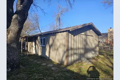 12106 Brisbane Avenue, Farmers Branch, TX 75234 - Photo 10