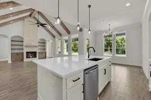 313 Wrangler Ct, Weatherford, TX 76088 - Photo 18