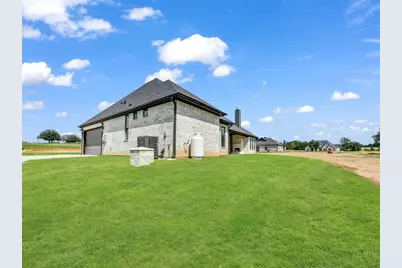 313 Wrangler Court, Weatherford, TX 76088 - Photo 6