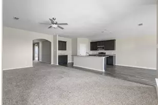 627 Aqueduct Dr, Seagoville, TX 75159 - Photo 6