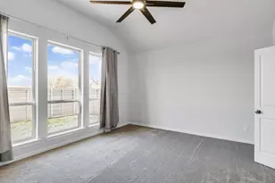 5005 Shadetree St, Little Elm, TX 76227 - Photo 10