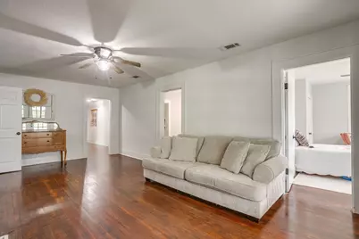 502 NE 6th Avenue, Mineral Wells, TX 76067 - Photo 10