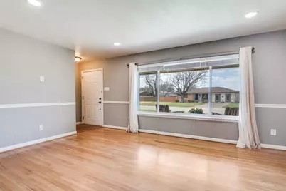 2418 Patricia Lane, Garland, TX 75041 - Photo 10