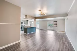 2418 Patricia Ln, Garland, TX 75041 - Photo 8