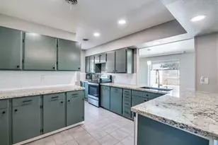 2418 Patricia Ln, Garland, TX 75041 - Photo 2
