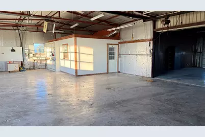 5108 Woodard Avenue, Cleburne, TX 76033 - Photo 36