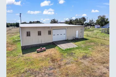 5108 Woodard Avenue, Cleburne, TX 76033 - Photo 26