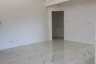 1060 Valley Vista Dr, Irving, TX 75063 - Photo 10