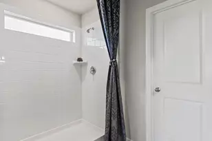 16652 Laguna Vis St, Fort Worth, TX 76247 - Photo 22