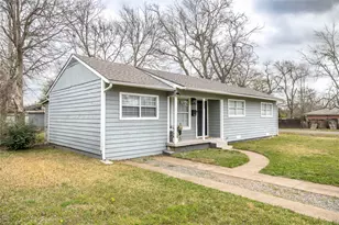257 Graham Ave, Bonham, TX 75418 - Photo 14