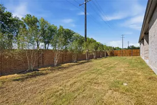 1329 Benjamin Trl, Van Alstyne, TX 75495 - Photo 34
