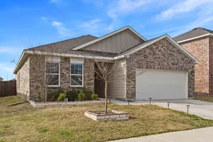 1425 Escondido Dr, Fort Worth, TX 76052 - Photo 2
