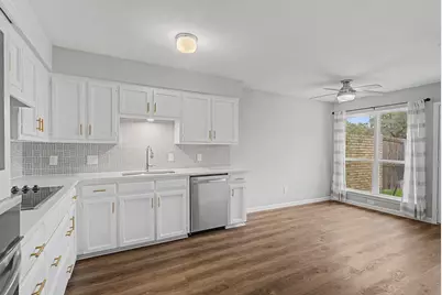 2126 Teakwood Lane, Plano, TX 75075 - Photo 10