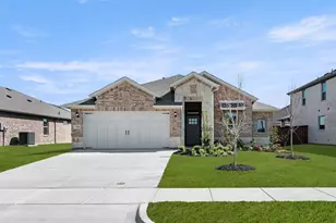 724 Scarlet Sage Dr, Waxahachie, TX 75165 - Photo 1