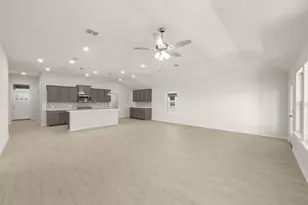 724 Scarlet Sage Dr, Waxahachie, TX 75165 - Photo 10