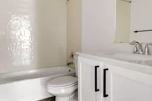 10604 Thunderwood Dr, Aubrey, TX 76227 - Photo 18