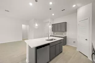 728 Scarlet Sage Dr, Waxahachie, TX 75165 - Photo 6