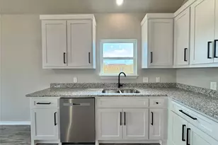 300 Rike Rd, Mabank, TX 75147 - Photo 14