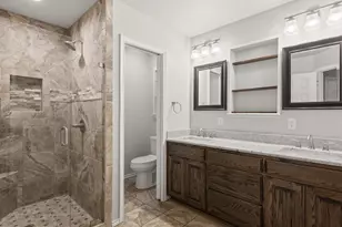 4404 W Fernwood Ct, Granbury, TX 76049 - Photo 24
