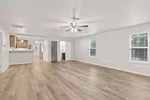 4404 W Fernwood Ct, Granbury, TX 76049 - Photo 20