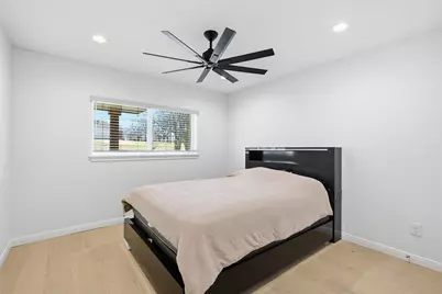 301 Tinsley W, Robinson, TX 76706 - Photo 18
