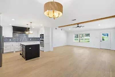 301 Tinsley W, Robinson, TX 76706 - Photo 8