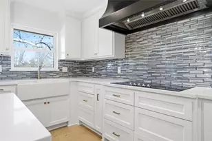 301 Tinsley W, Robinson, TX 76706 - Photo 14