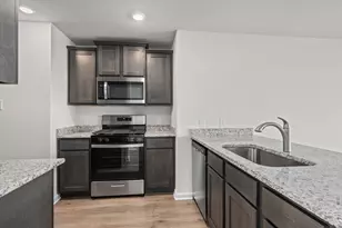 13457 Stage Coach Ln, Cresson, TX 76035 - Photo 2