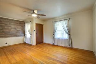 210 E Daugherty Dr, Garland, TX 75041 - Photo 6