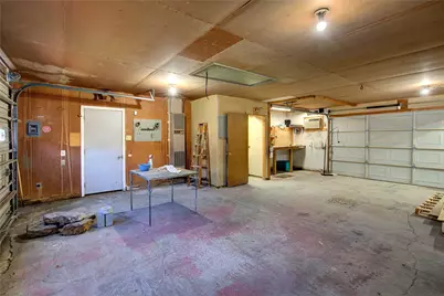 210 E Daugherty Drive, Garland, TX 75041 - Photo 36