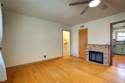 210 E Daugherty Drive, Garland, TX 75041 - Photo 8