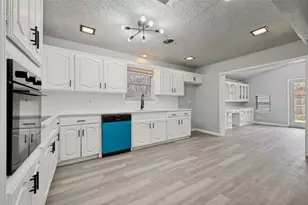 3209 Gail Ct, Irving, TX 75060 - Photo 10