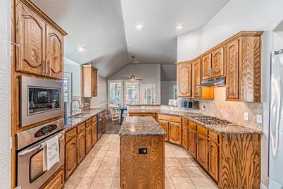 13625 Saddlewood Drive, Fort Worth, TX 76052 - Photo 20