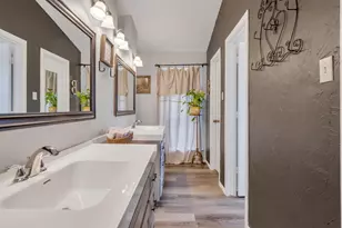 310 Biscay Dr, Garland, TX 75043 - Photo 28