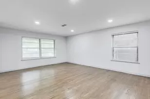 10039 Shadyview Dr, Dallas, TX 75238 - Photo 4