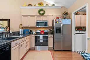 821 Cara Ln, Arlington, TX 76012 - Photo 12