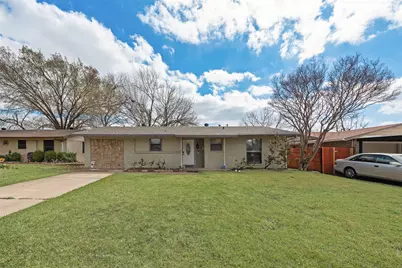 3924 Emerald Drive, Mesquite, TX 75150 - Photo 2