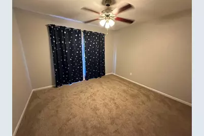 927 S Riverside Drive, Grapevine, TX 76051 - Photo 10