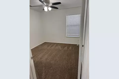 521 Oakwood Lane, Arlington, TX 76012 - Photo 8