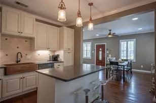 1004 Moreland Ave, Dallas, TX 75204 - Photo 10