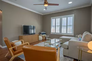 1004 Moreland Ave, Dallas, TX 75204 - Photo 4