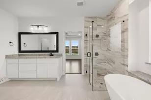 2544 Baypoint Dr, Grand Prairie, TX 75054 - Photo 30