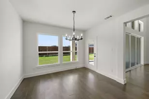 2544 Baypoint Dr, Grand Prairie, TX 75054 - Photo 24