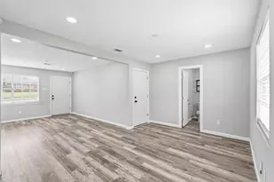 6129 Singing Hills Dr, Dallas, TX 75241 - Photo 2